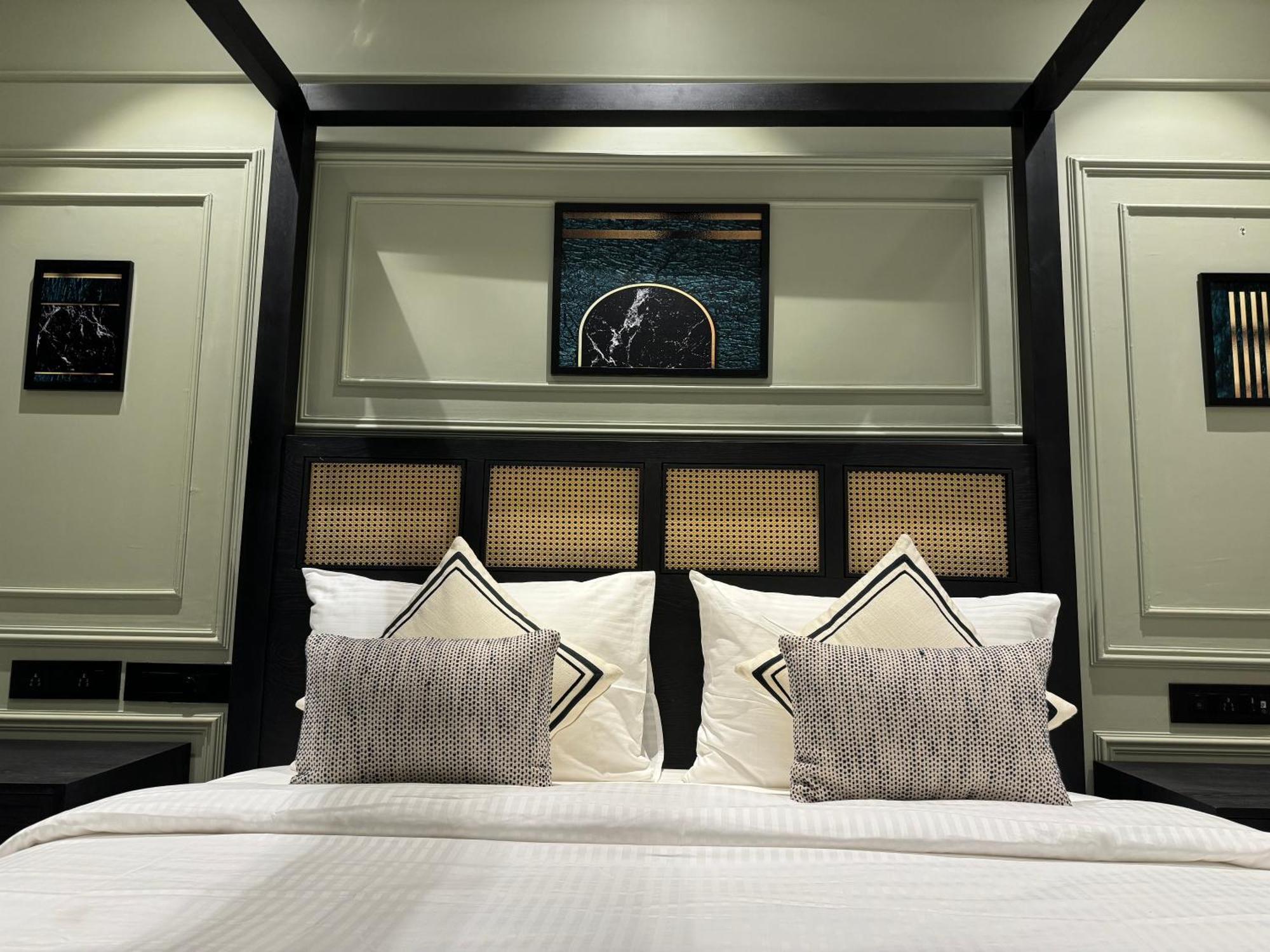 Hotel Mumbai House, Malad Екстериор снимка